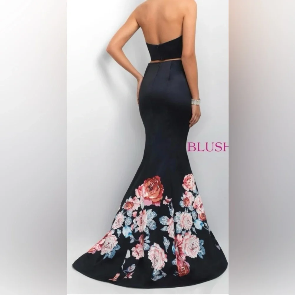 Blush Floral Black 2 Piece Halter Top Long Dress, Size 16, zipper tie, Preloved - Picture 2 of 12